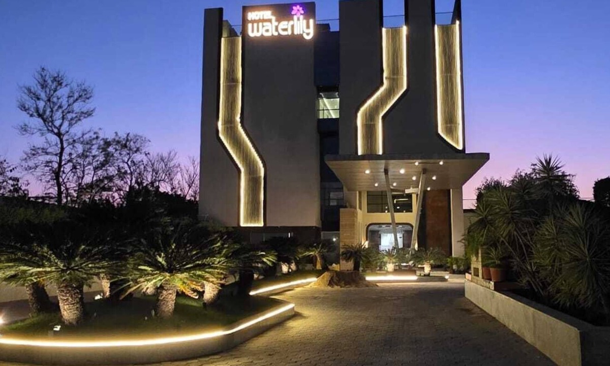 Indore Hotel | WATERLILY HOTEL
