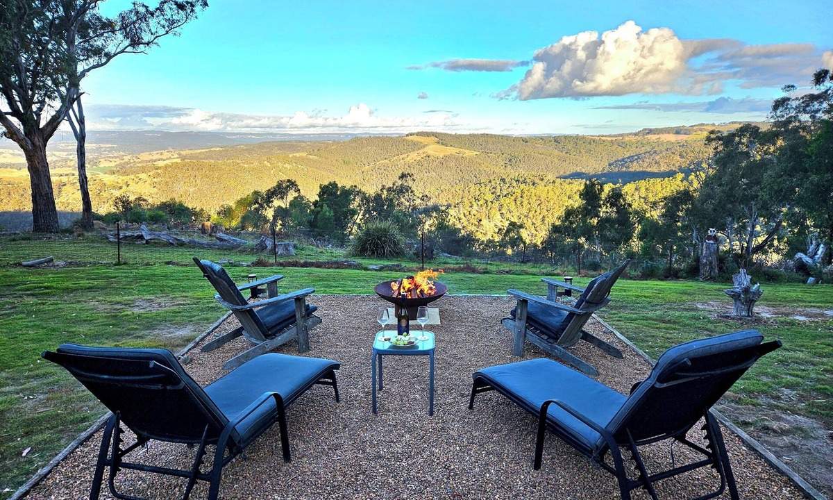 Rydal House | Wattle Tiny House - Outdoor bath/fire pit & Views