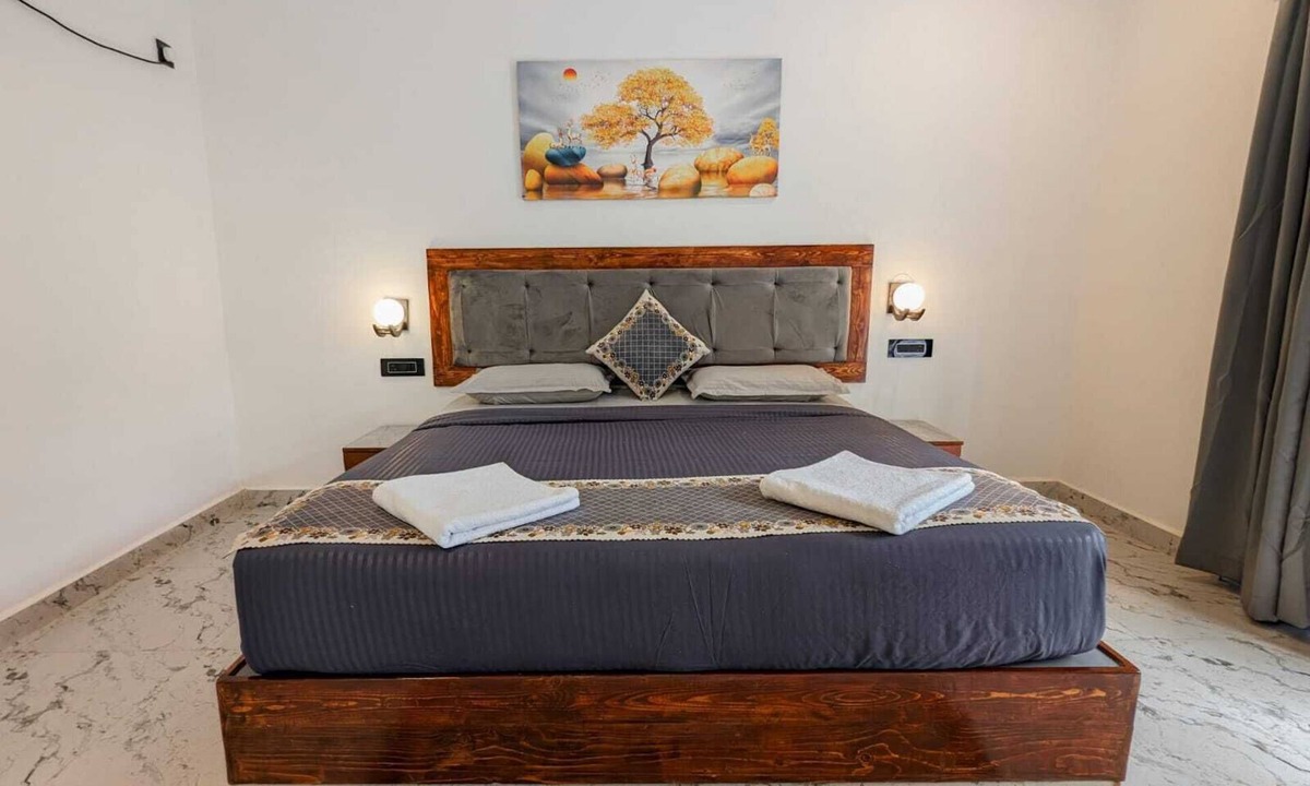 Arambol Hotel | White Tree Resort