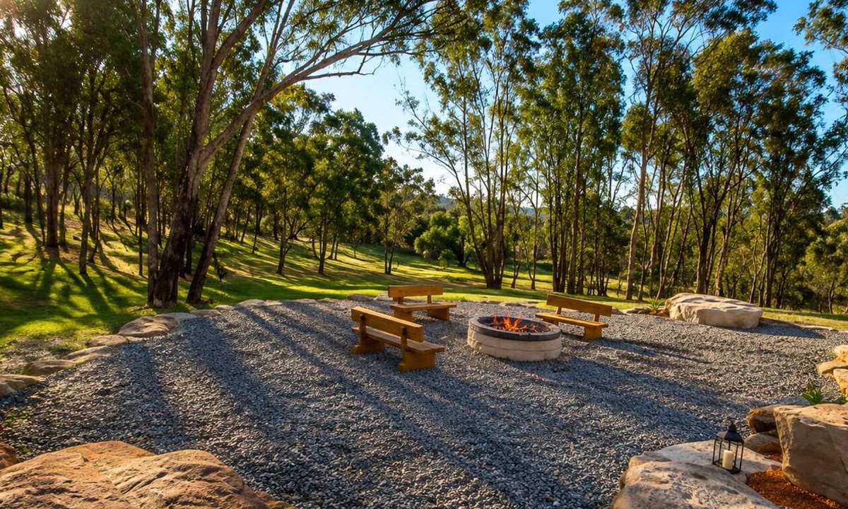 Charbon House | Willow Cabin, 2min to Kandos & 8min to Rylstone Pet Friendly