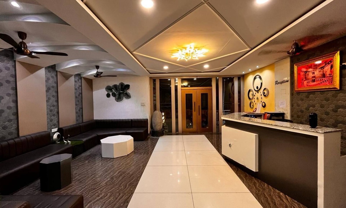 Indore Hotel | Wishotel Inn Musk