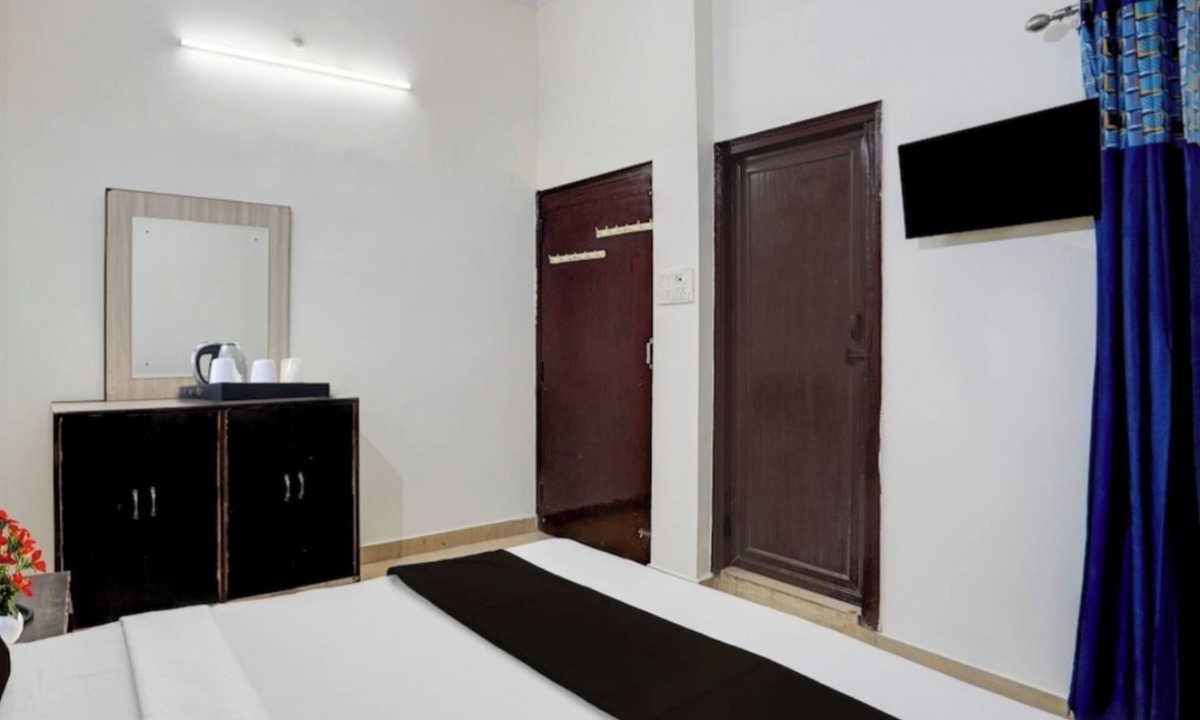 Rudrapur House | Yuvraj Guest House