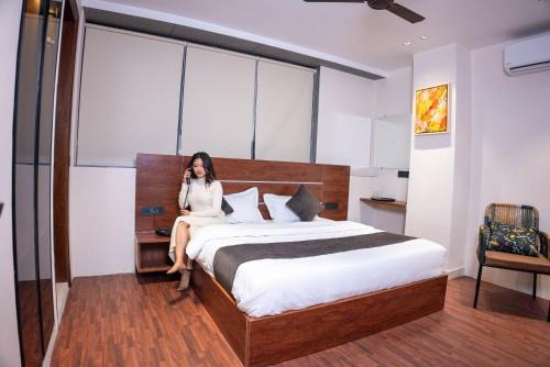 Rohini Hotel | Z4 Residency & Cafe