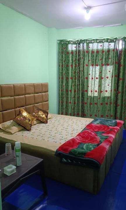 Kokernag House | ZARIFA GUEST HOUSE