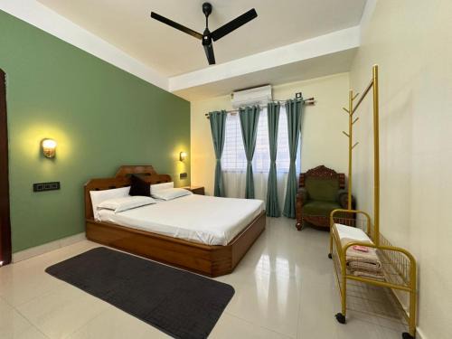 Siliguri Bed & Breakfast | Zen Luxe Abode