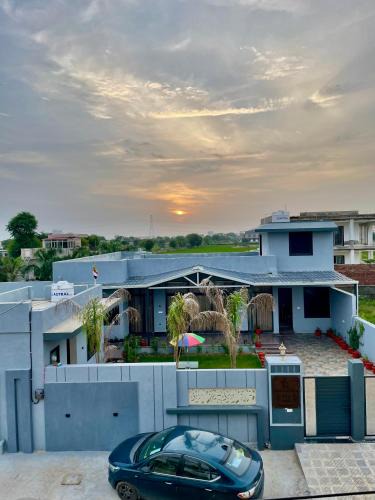Jaipur Villa | ZenRoofs - Pool Farm House