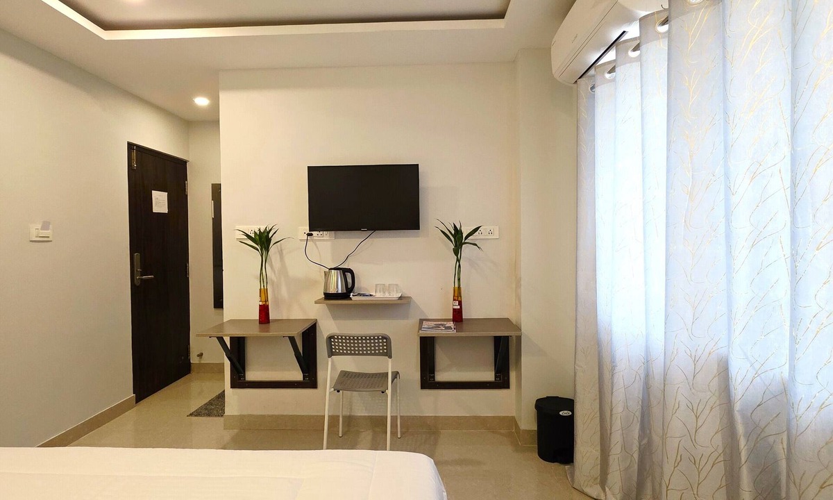 Kadubeesanahalli Hotel | Zivo Inn
