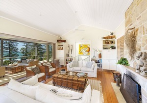 Carabella, Palm Beach. Beach views & short walk to the beach. 6 night min stay