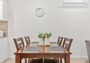 Homebush Modern 1 Bedroom Apt
