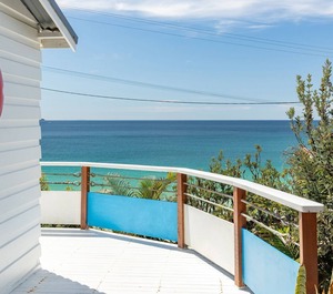 Surf Shack Boat Beach 