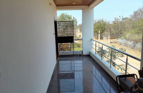 Hyderabad Cottage | 2 bed 2 bath villa close to the Rajiv Gandhi International airport shamshabad