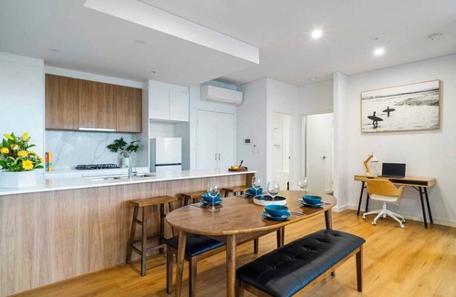 Wollongong CBD Apartment | 2 Denison St Wollong