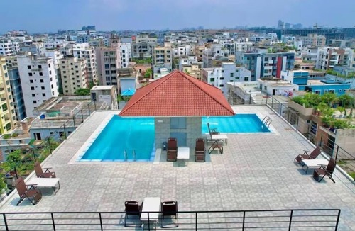Basundhara Residential Area Apartment | 250 sq.ft Studio Apartment with Pool 3