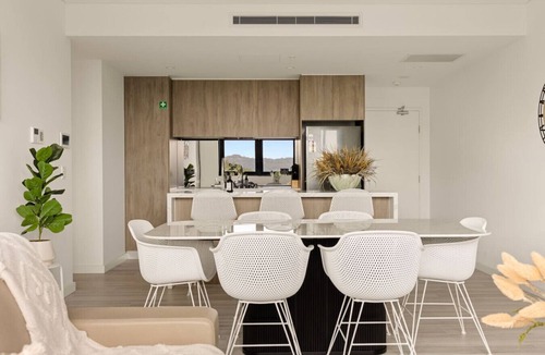 Gosford Apartment | 2BDR Luxury Apartment | Panoramic Views