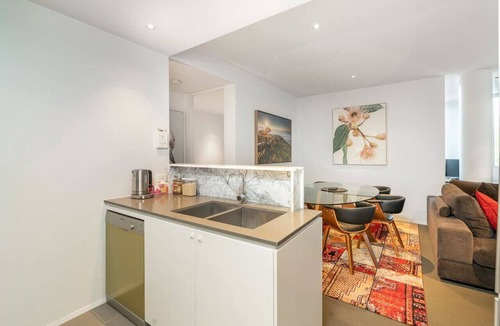 Capital Hill Apartment | 2BR Apartment near Parliament House