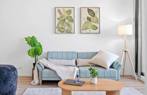 Chippendale Apartment | 2BR Chippendale - Free Parking, Walk to Central