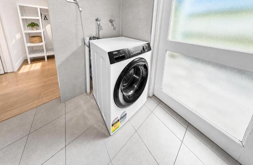 Ultimo Apartment | 3-Bedroom House in Ultimo Good for 10 Guests