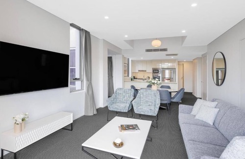 Zetland Apartment | 3 Bedroom Terrace Suite Defries Avenue, Zetland, New South Wales