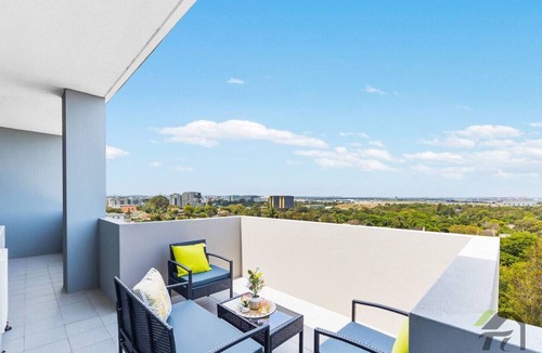 Arncliffe Apartment | 3 Bedrooms apartment located in Arncliffe