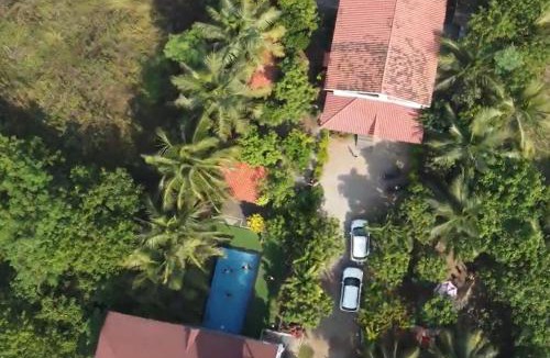 Awas Villa | 3BHK Casa Athavan with Shared Pool 10 mins Awas Beach