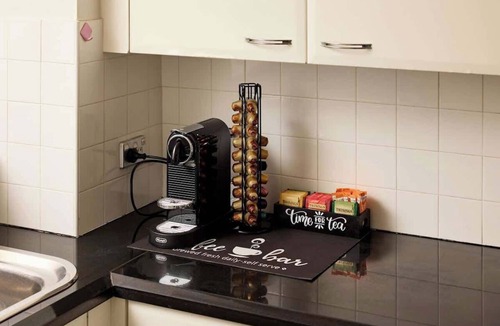 Sydney Central Business District Apartment | 3BR CBD Apartment | Pool, Parking, Gym, Skylines