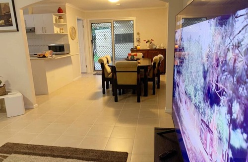Kingswood House | 3BR House Games & Blue Mtns