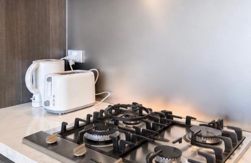 Lidcombe Apartment | 3BR Oasis Olympic Park