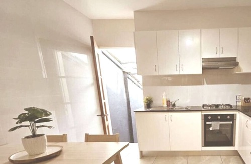 Surry Hills House | 3BR Terrace Surry Hill Heart of SYD CBD Location