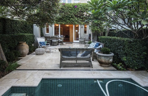 Paddington Apartment | 4 bedroom terrace home, with outdoor bbq refreshing plunge pool.