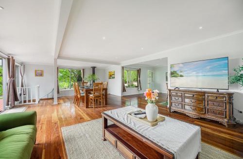 Bilpin Apartment | 4BR2BA Farmhouse Private Deck Shared Games Room H2