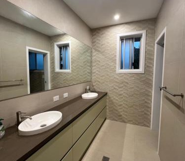 Beecroft House | 66 Red Room