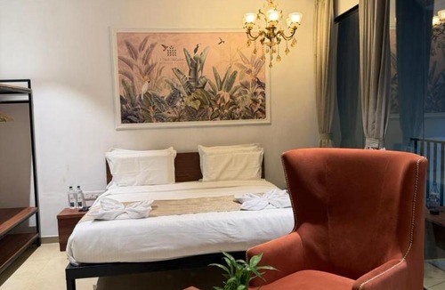 Paud Resort | 7 Tree Resort & Restaurant
