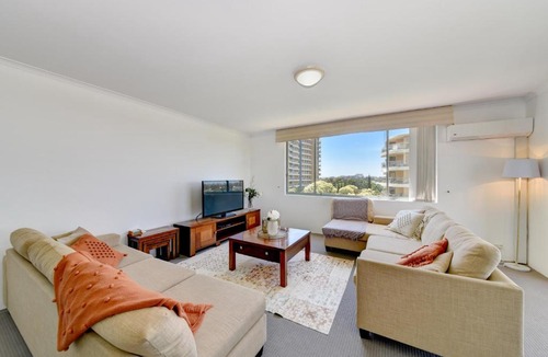 Rockdale Apartment | 810 At The Plaza