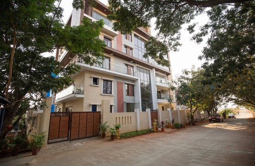 Manikonda House | A Beautiful Spacious Luxury Condo for today's modern-day living.