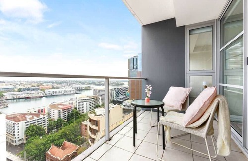 Sydney Central Business District Apartment | A Comfy & Spacious 2BR Apt Harbour View