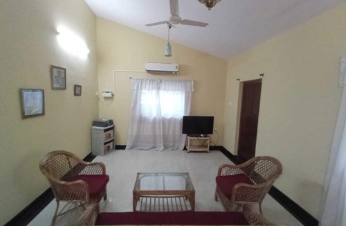Candolim Apartment | a cosy 2 bhk 300 mts away from the beach