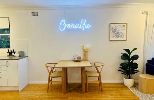 Cronulla Apartment | A Cozy 1BR in Cronulla Walk to Beach & Shops