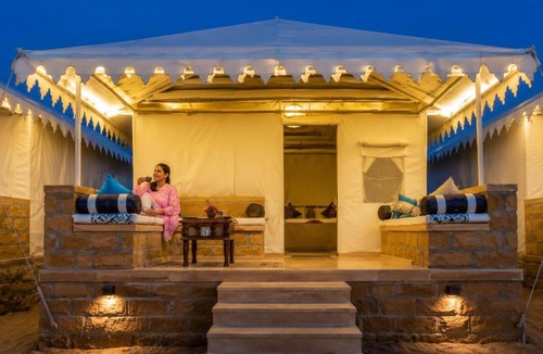 Sam Hotel | A Family Resort