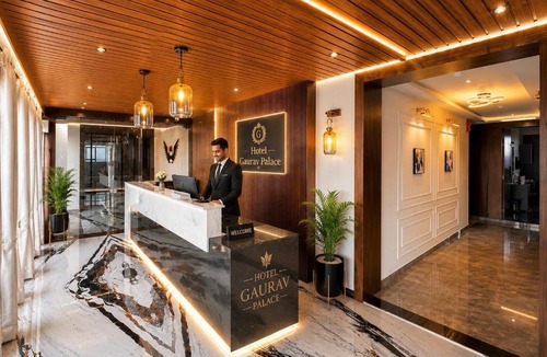 Ahmedabad Hotel | Aachman Gaurav Palace Ahemdabaad