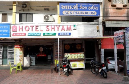 Vyara House | Aadarsh Guest house