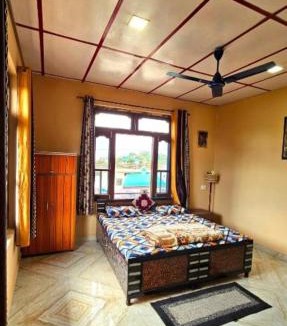 Gunehr House | Aashiyana homestay bir