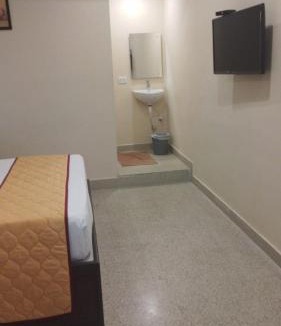 Iyyappanthangal Hotel | AB Residency