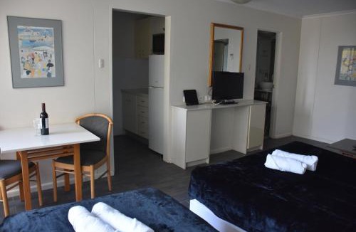 Darlinghurst Apartment | Accommodation Sydney City Centre - Hyde Park Studio Apartment with Balcony