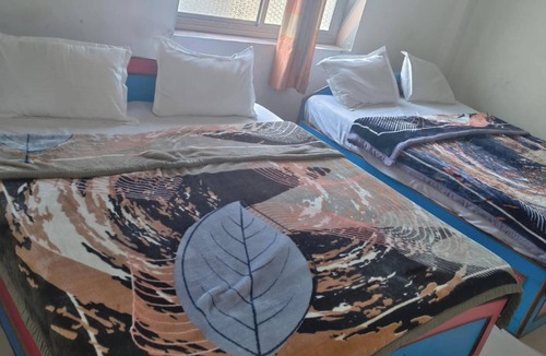 Chittorgarh Hotel | Adhyaksh Chittorgarh Hotel nr. Bus Stand