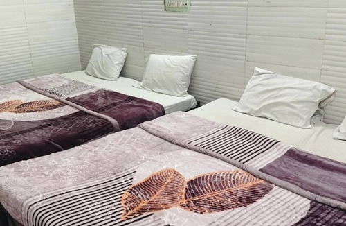 Chittorgarh Hotel | Adhyaksh Chittorgarh Hotel nr. Bus Stand