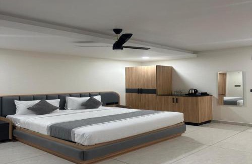 Karimnagar Hotel | Aditi Hotel and Banquets