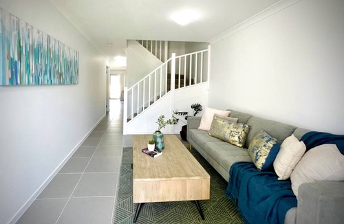 Edmondson Park House | Adorable Modern 4 Br House WiFi & Parking