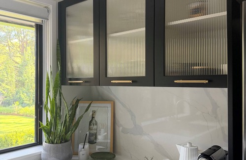 Glenbrook Apartment | Adorable one-bedroom studio with a cozy fire pit