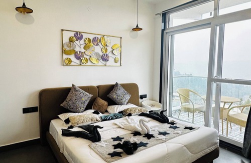 Kaul Hotel | Advaya Stays - A Luxury Retreat