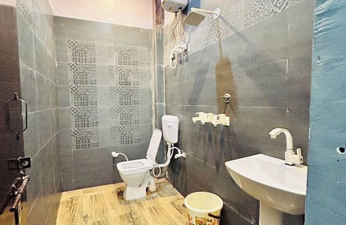 Mathura Hotel | AGRAWAL INN Guest House